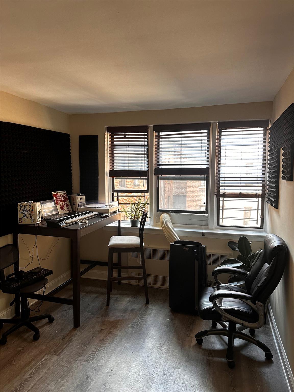 #2 photo, 2640 Marion Avenue, ブロンクス区 Bronx , NY 10458