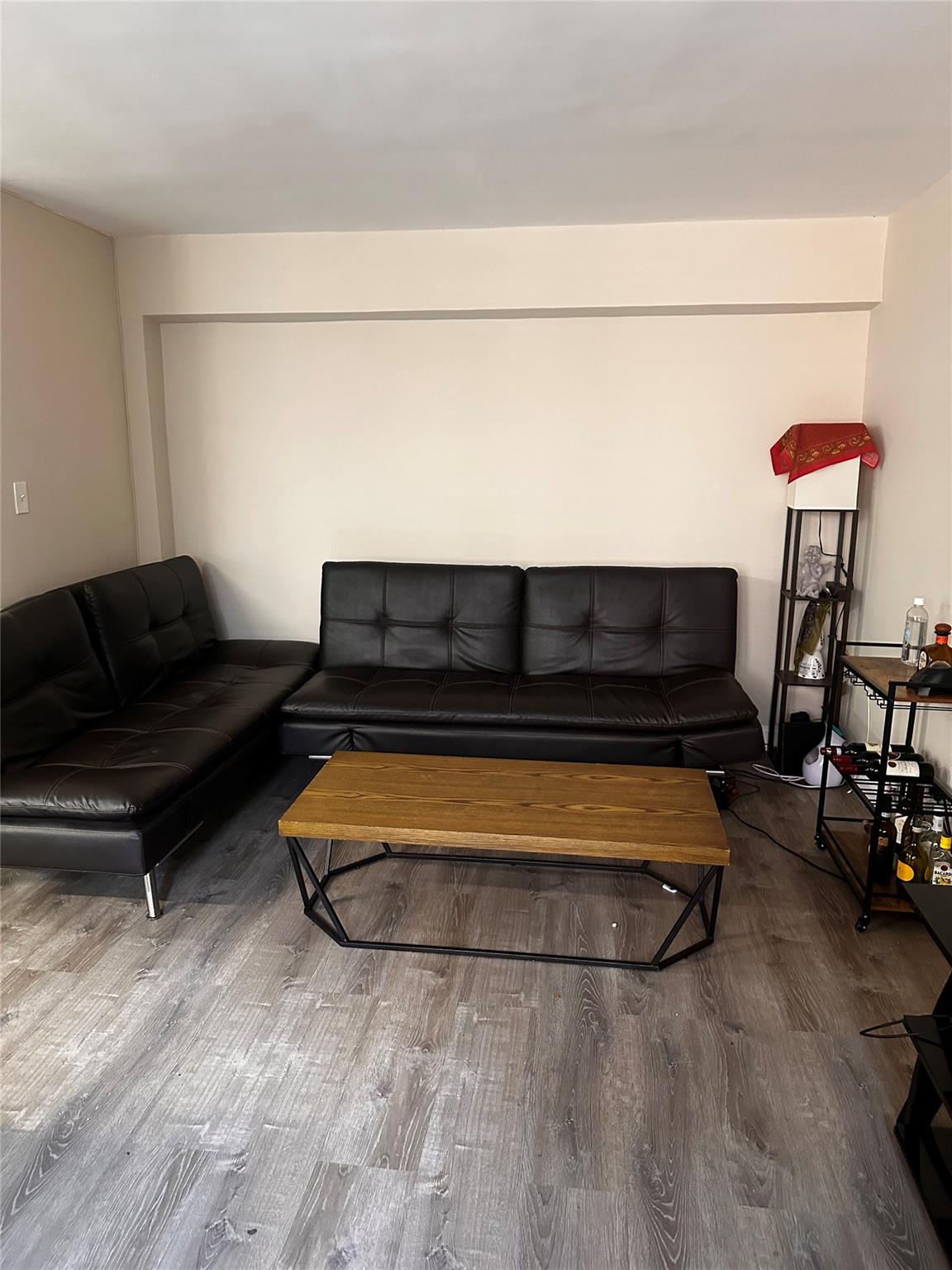 #3 photo, 2640 Marion Avenue, ブロンクス区 Bronx , NY 10458