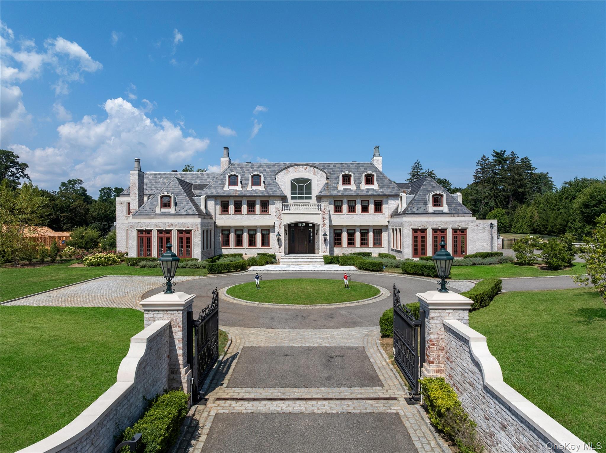 #2 photo, 9 Hicks Lane, Sands Point , NY 11050