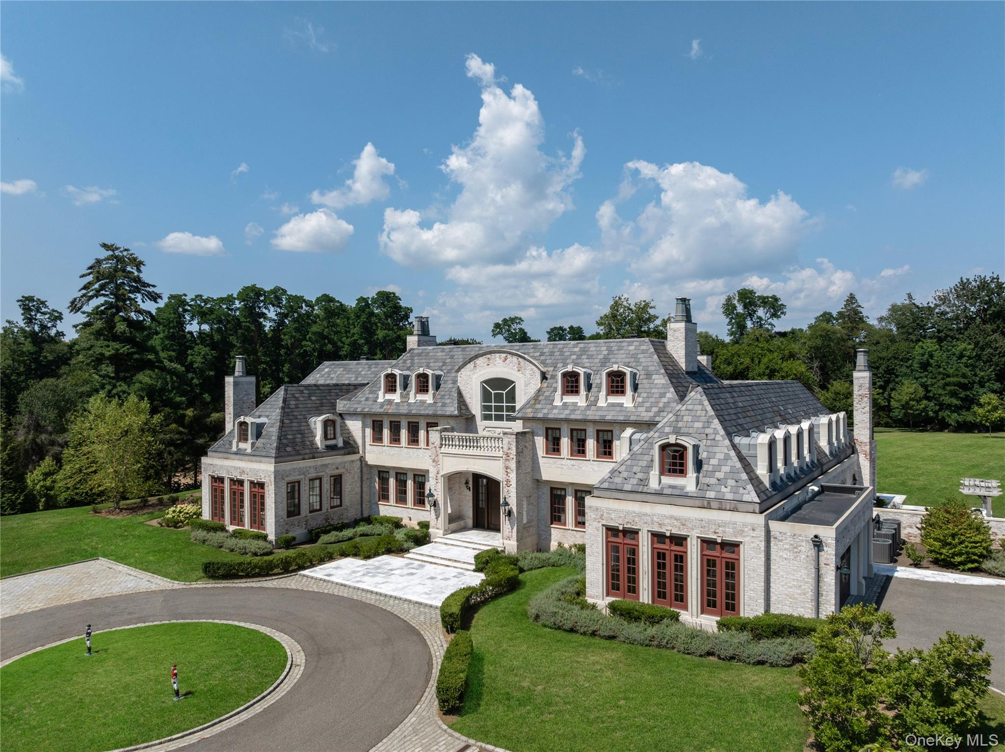 #4 photo, 9 Hicks Lane, Sands Point , NY 11050