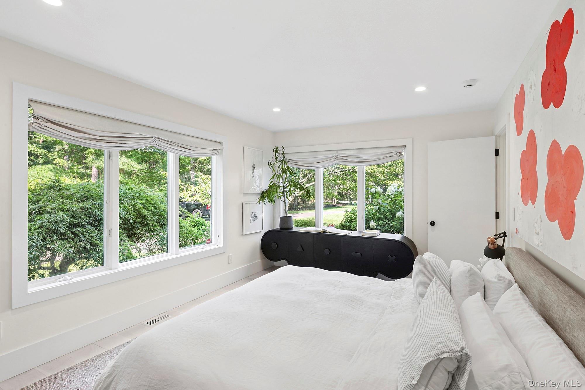 #11 photo, 12 Honeysuckle Lane, サフォーク郡 East Quogue , NY 11942