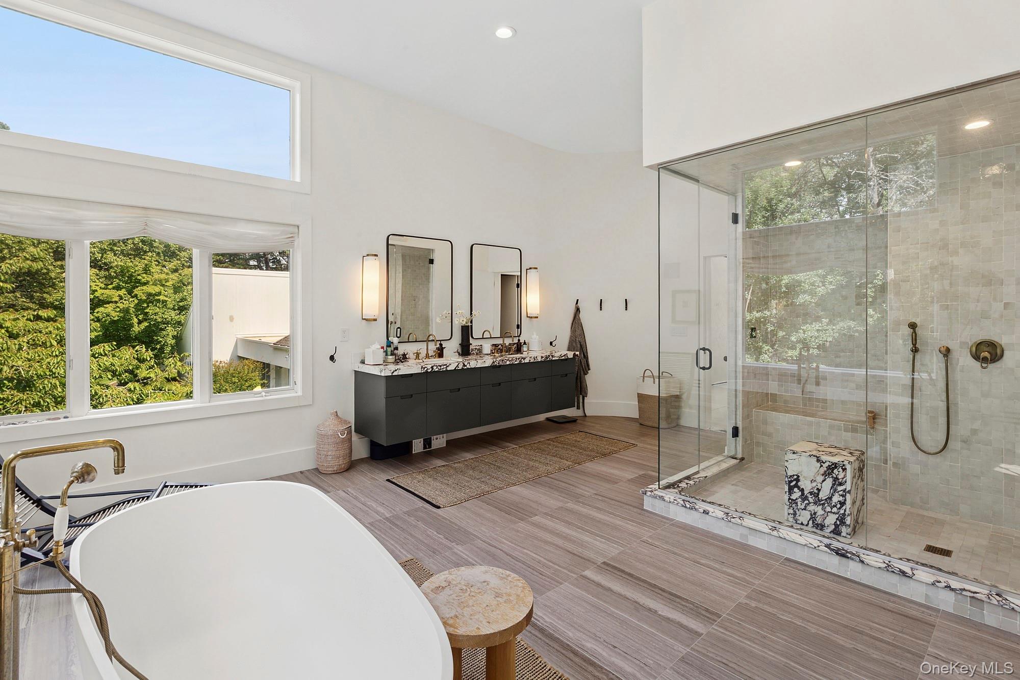 #14 photo, 12 Honeysuckle Lane, サフォーク郡 East Quogue , NY 11942