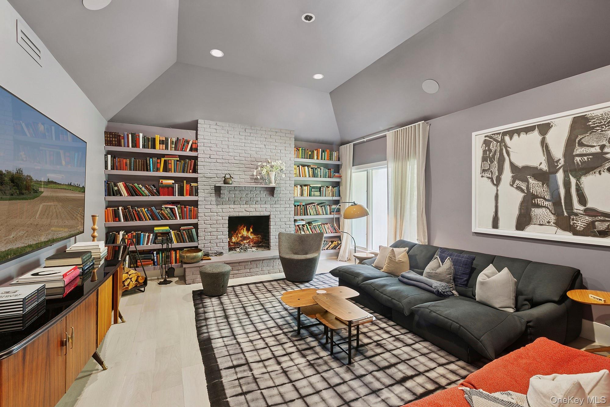 #9 photo, 12 Honeysuckle Lane, サフォーク郡 East Quogue , NY 11942