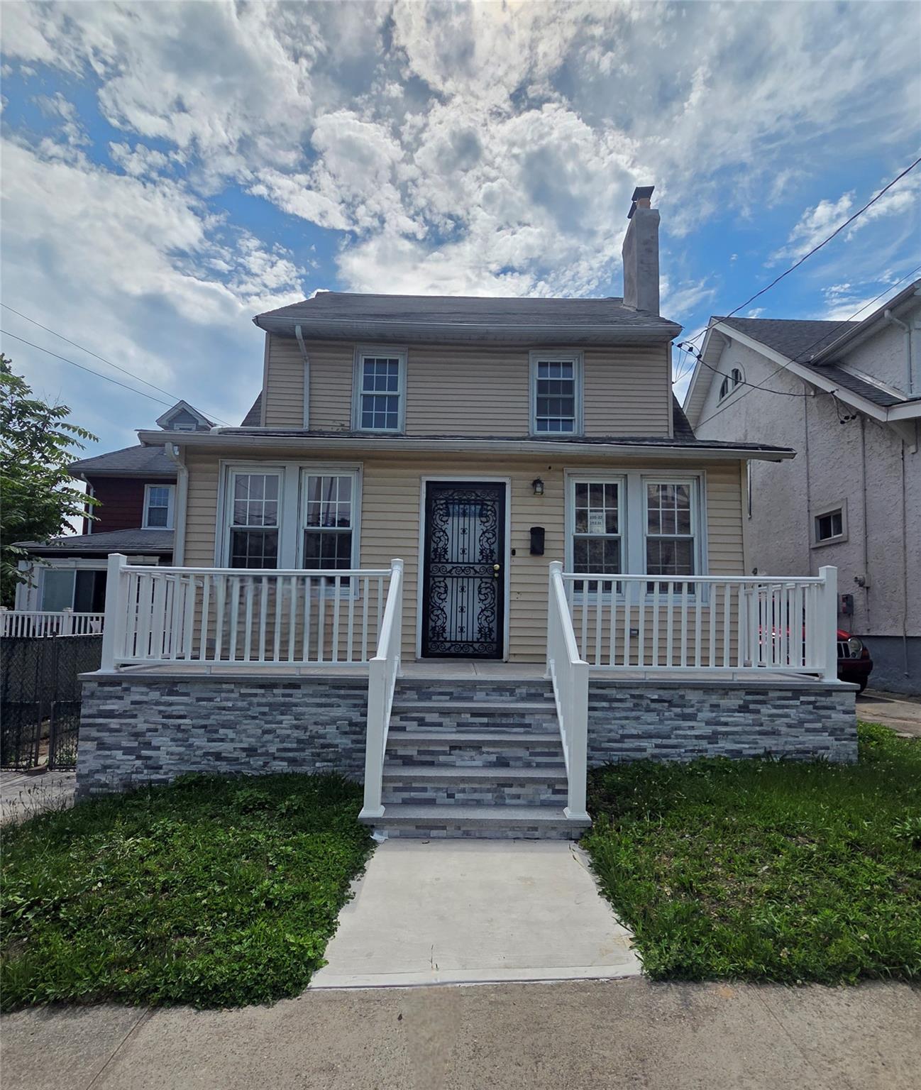 #1 photo, 10532 192nd Street, Saint Albans , NY 11412