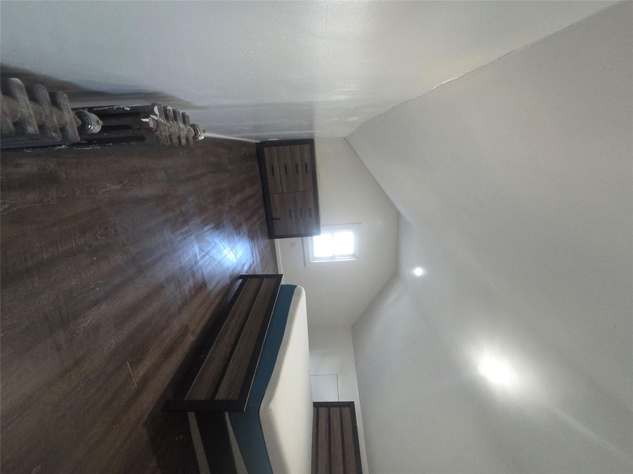 #10 photo, 10532 192nd Street, Saint Albans , NY 11412