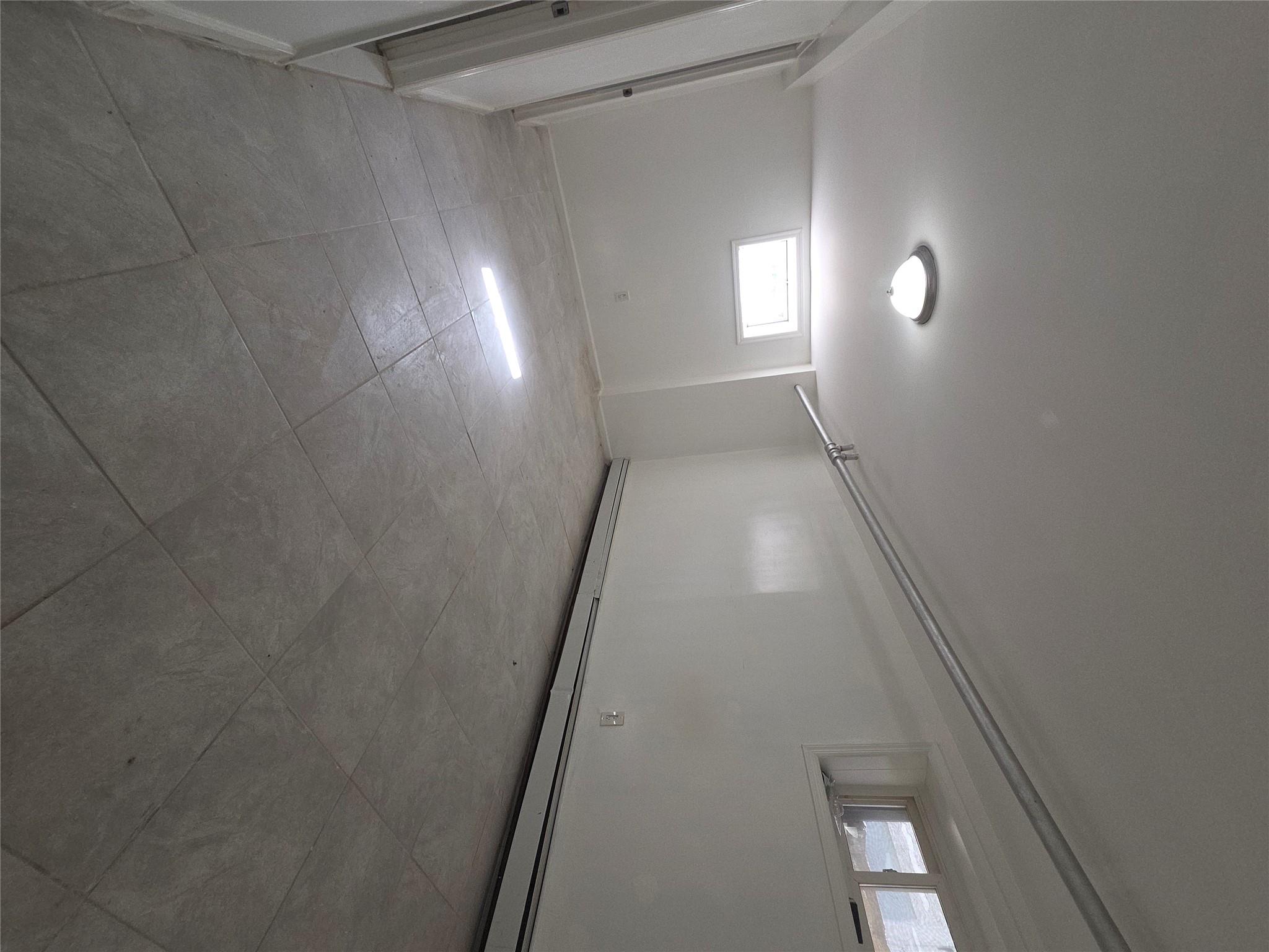 #13 photo, 10532 192nd Street, Saint Albans , NY 11412