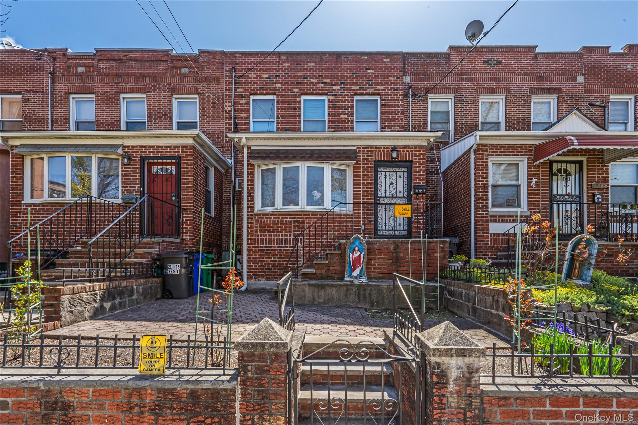 #1 photo, 21-15 38th Street, अस्टोरिया Astoria , NY 11105