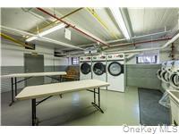 #8 photo, 7234 Austin Street, クイーンズ区 Forest Hills , NY 11375