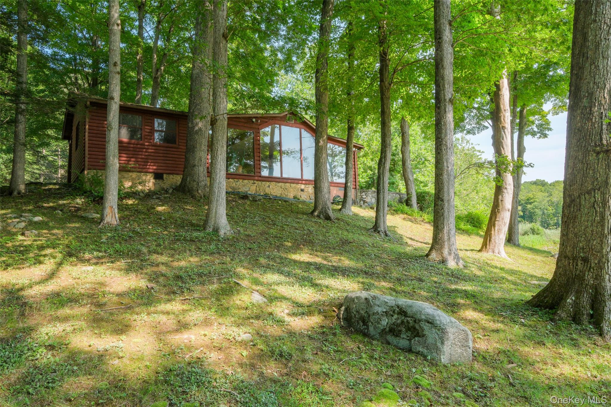 #1 photo, 11 Trail Of The Hemlocks, Putnam Valley , NY 10579