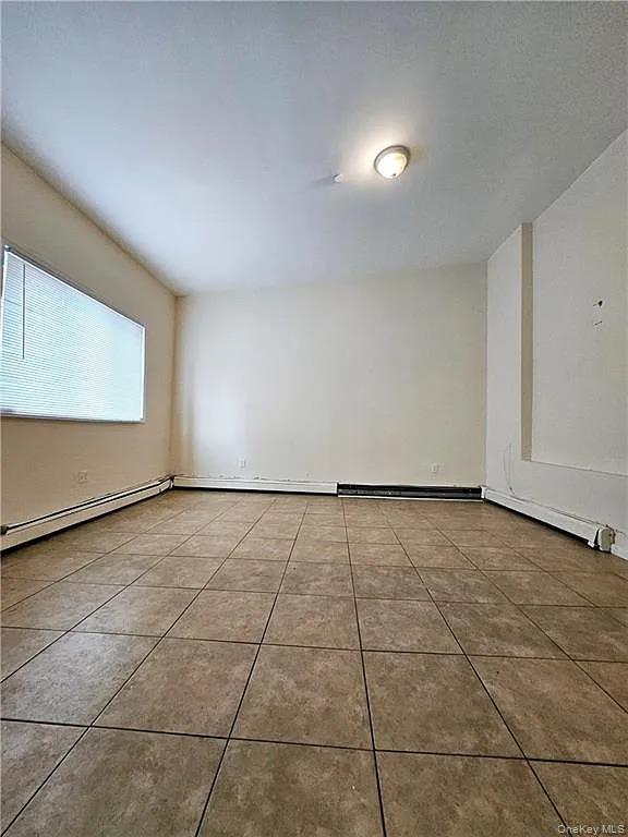 #11 photo, 70-72 Grove Avenue, スタテンアイランド Staten Island , NY 10302