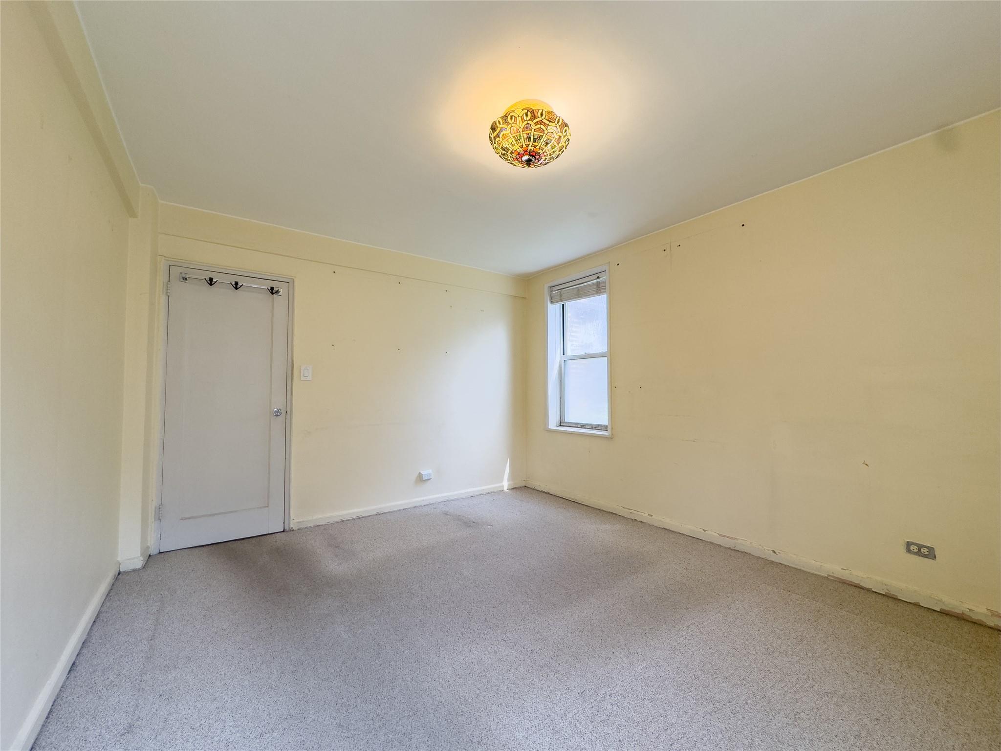 #2 photo, 5615 SW Netherland Avenue, Bronx , NY 10471