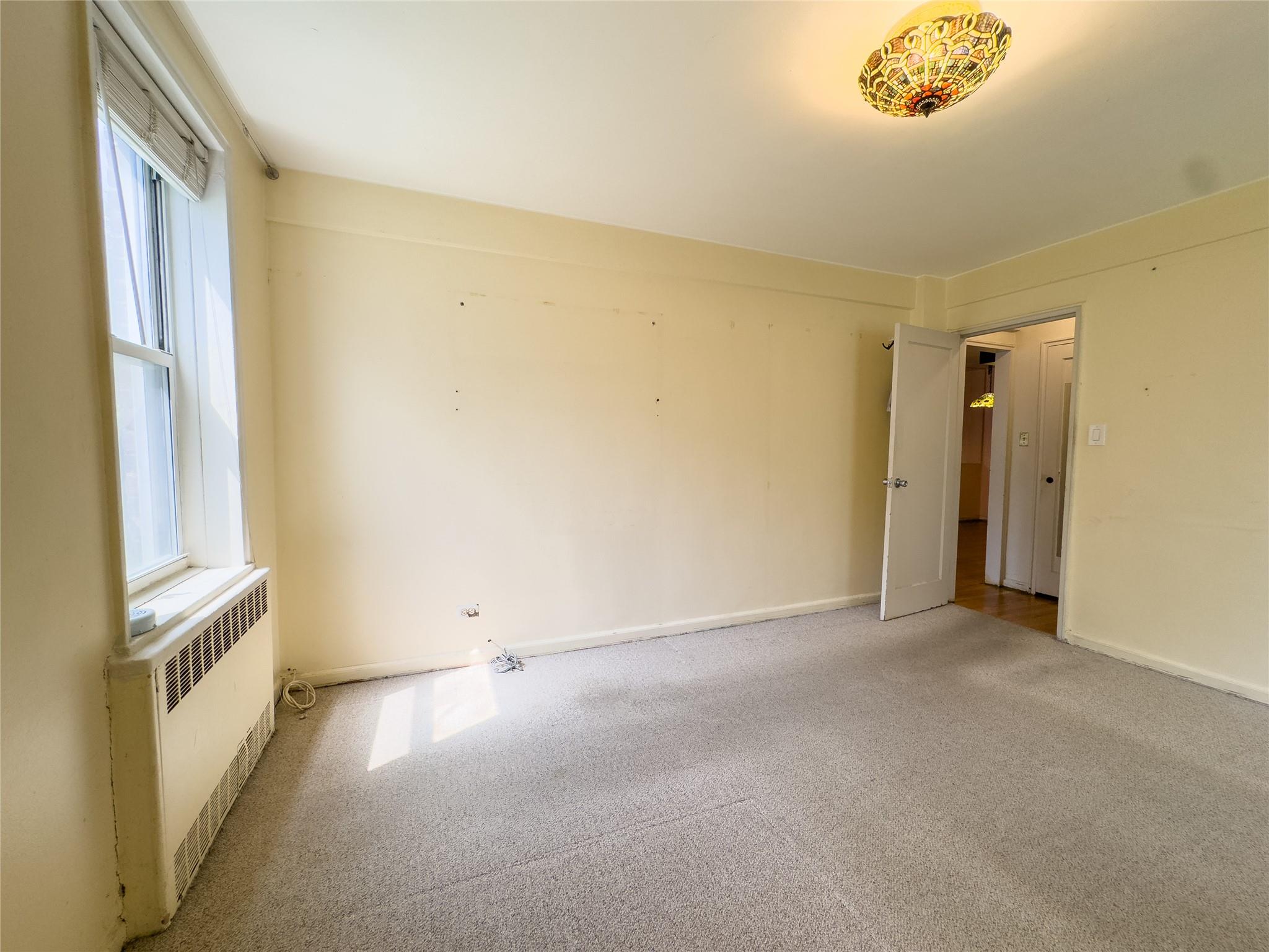 #3 photo, 5615 SW Netherland Avenue, Bronx , NY 10471