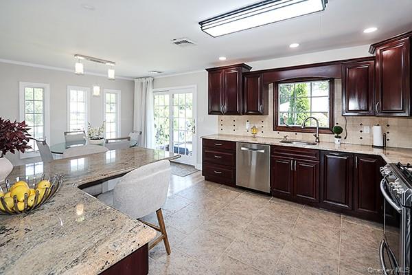 #15 photo, 12 Barnum Avenue, ナッソー郡 Plainview , NY 11803