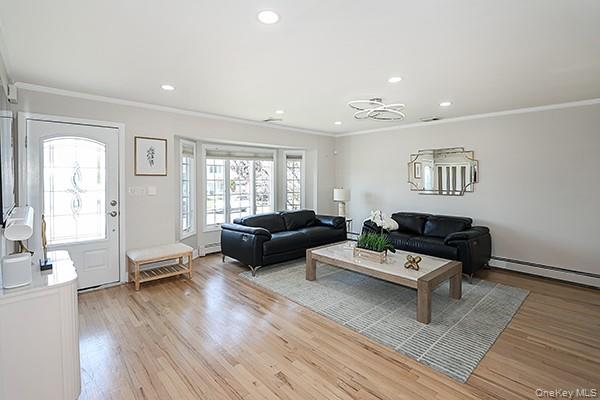 #4 photo, 12 Barnum Avenue, ナッソー郡 Plainview , NY 11803