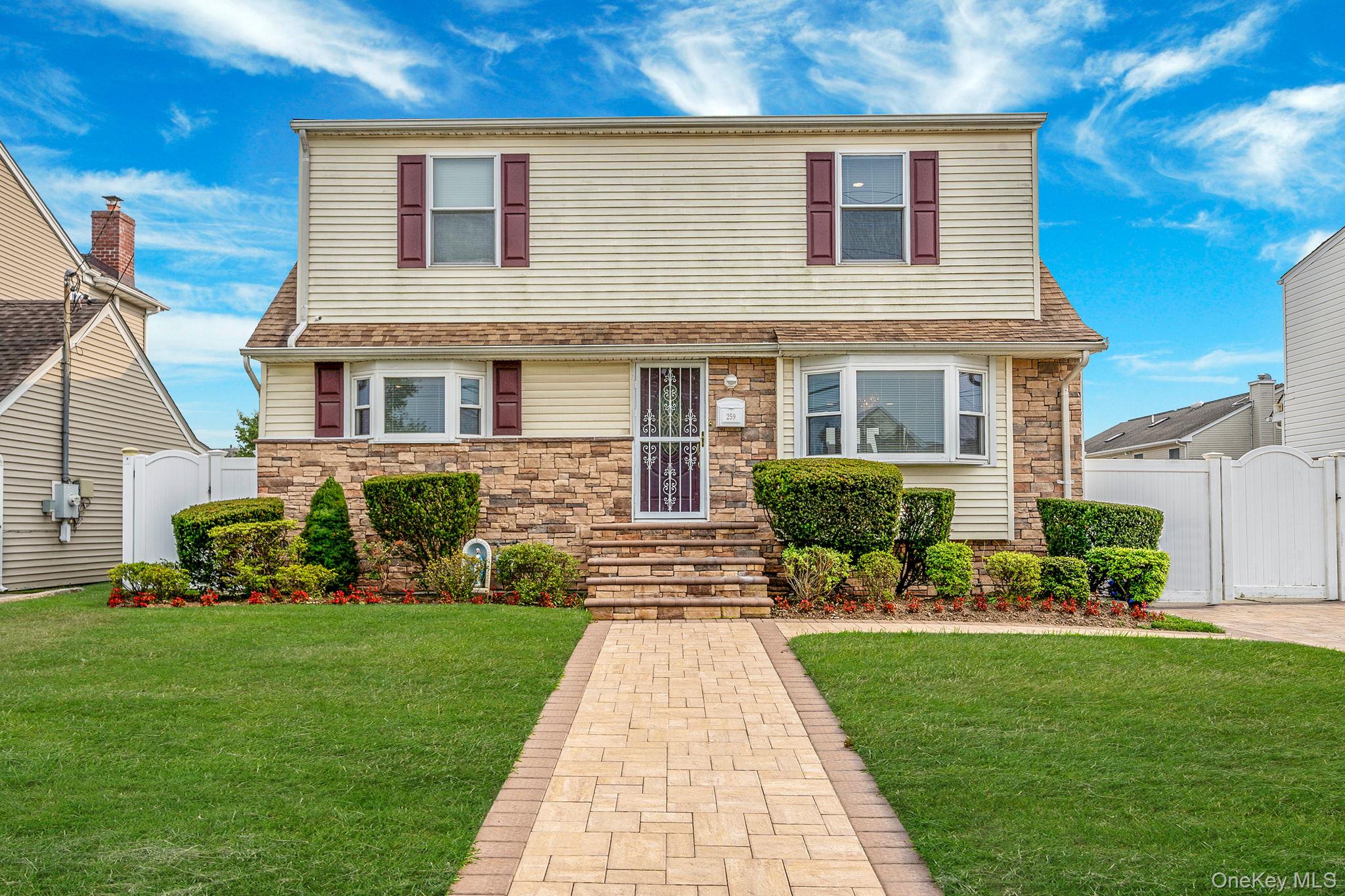 #1 photo, 259 Weidner Avenue, ナッソー郡 Oceanside , NY 11572