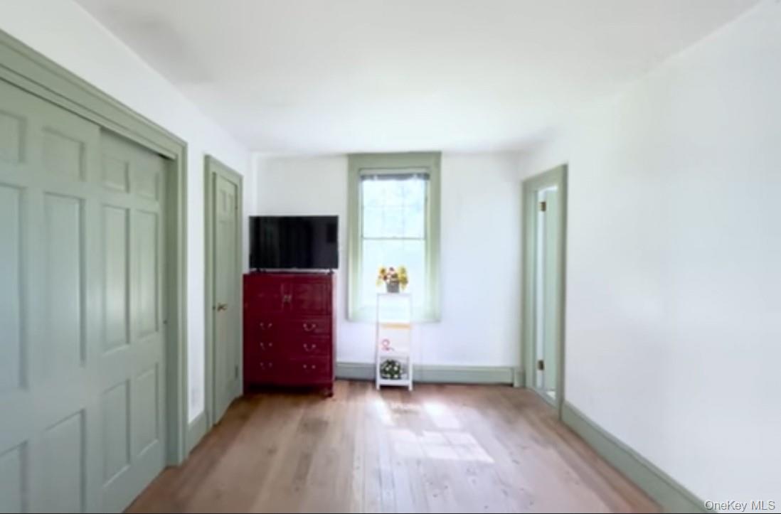 #16 photo, 24 Hawkins Road, Stony Brook , NY 11790