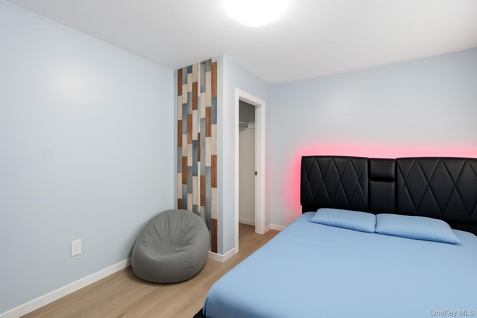 #10 photo, 214 Tree Avenue, サフォーク郡 Central Islip , NY 11722