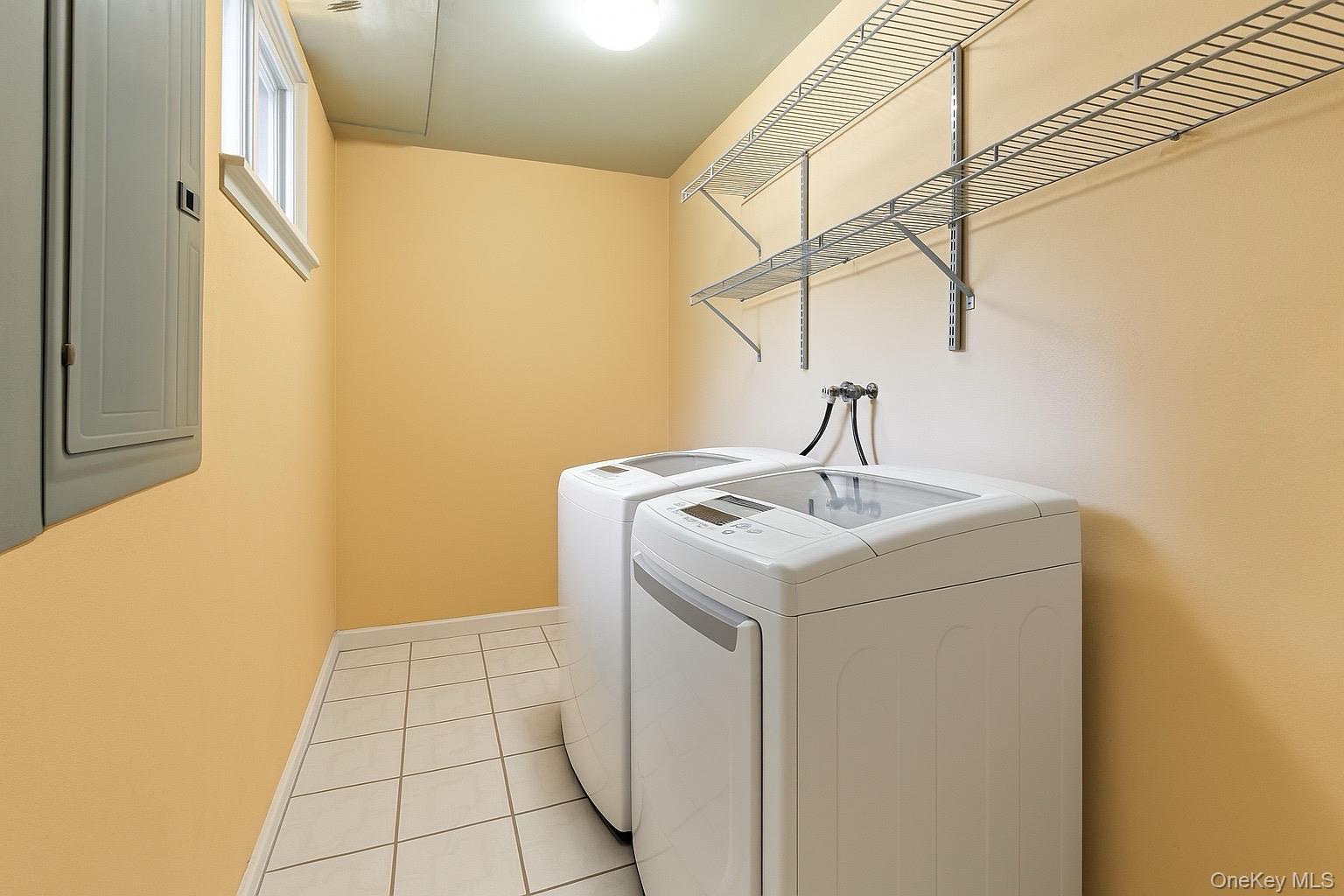 #16 photo, 214 Tree Avenue, サフォーク郡 Central Islip , NY 11722