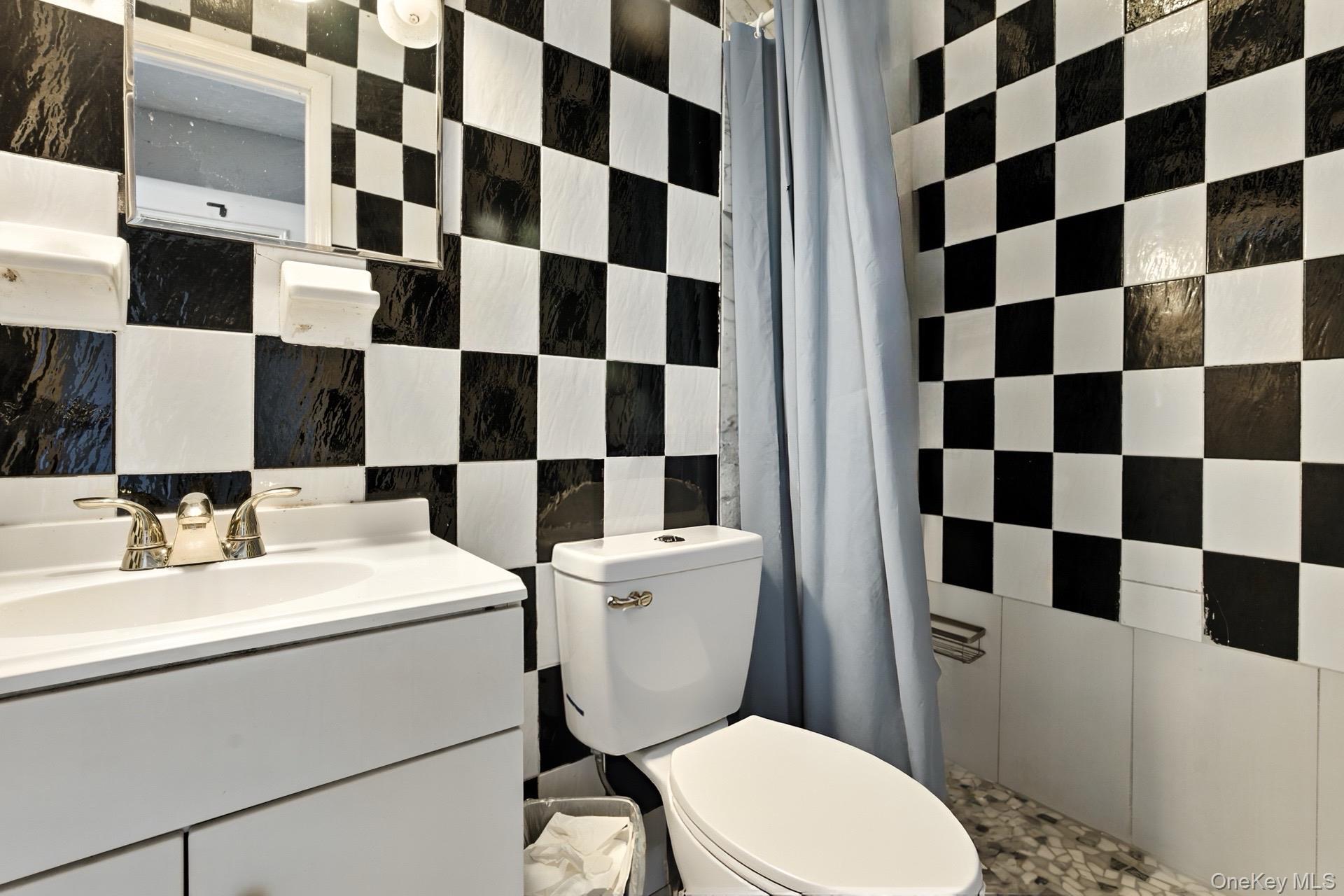 #17 photo, 214 Tree Avenue, サフォーク郡 Central Islip , NY 11722