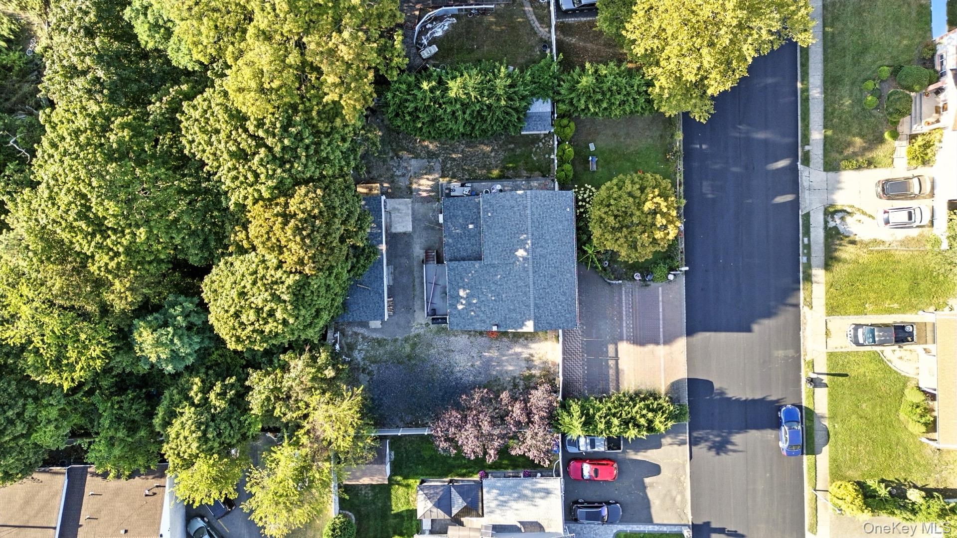 #2 photo, 214 Tree Avenue, サフォーク郡 Central Islip , NY 11722