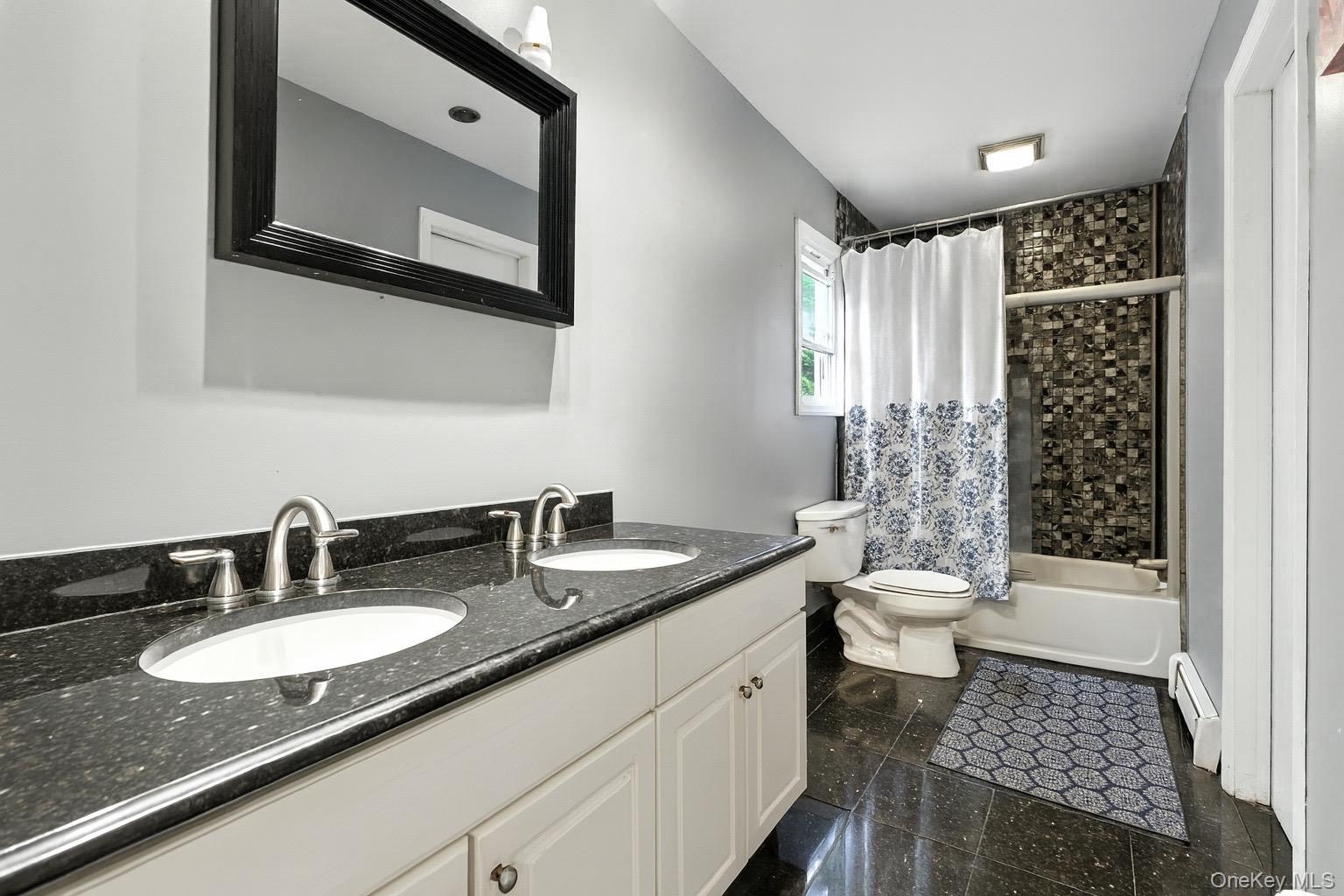 #8 photo, 214 Tree Avenue, サフォーク郡 Central Islip , NY 11722