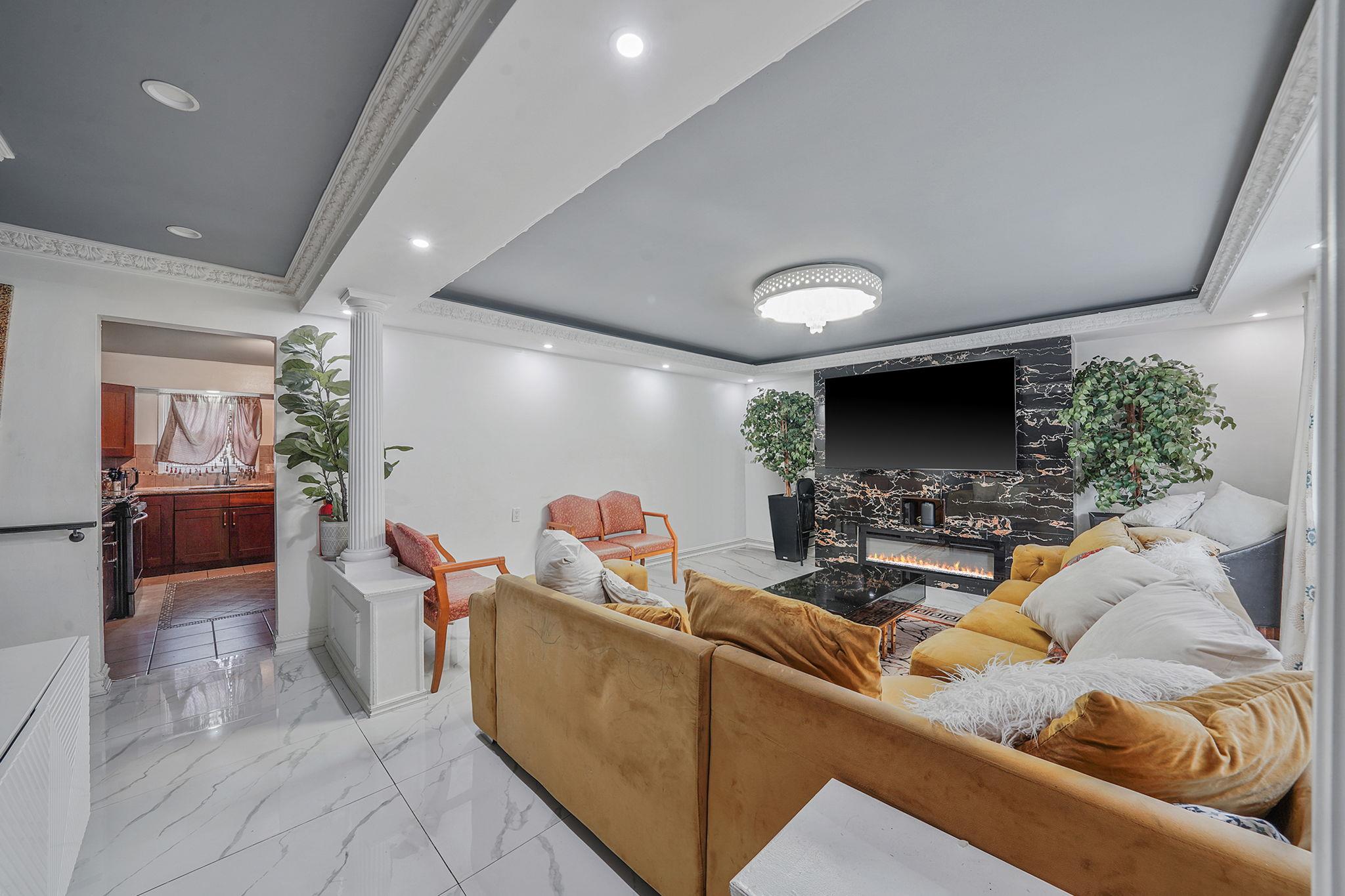 #6 photo, 8331 168th Street, クイーンズ区 Jamaica Estates , NY 11432