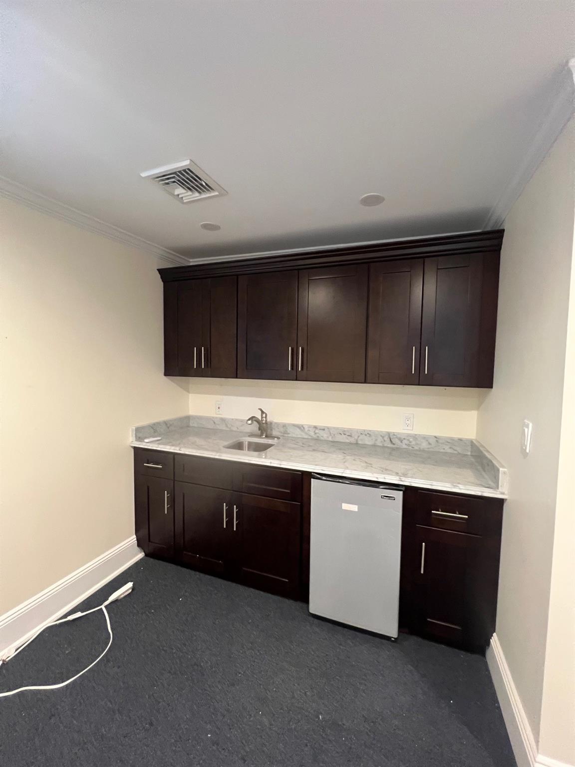 #16 photo, 50 Forest Avenue, Locust Valley , NY 11560