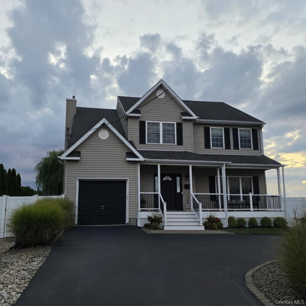 #1 photo, 106 Surf Road, Lindenhurst , NY 11757