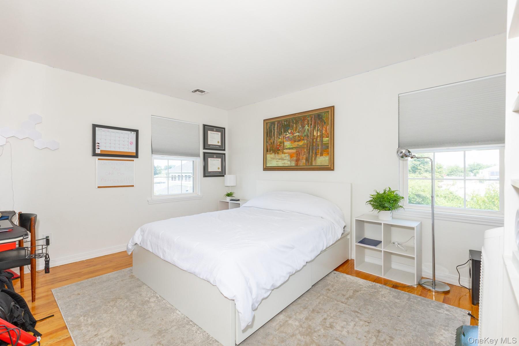 #17 photo, 106 Surf Road, Lindenhurst , NY 11757