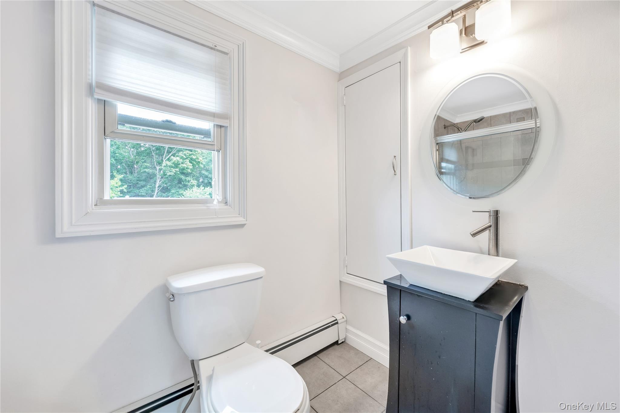 #16 photo, 1044 Woodcrest Avenue, Riverhead , NY 11901