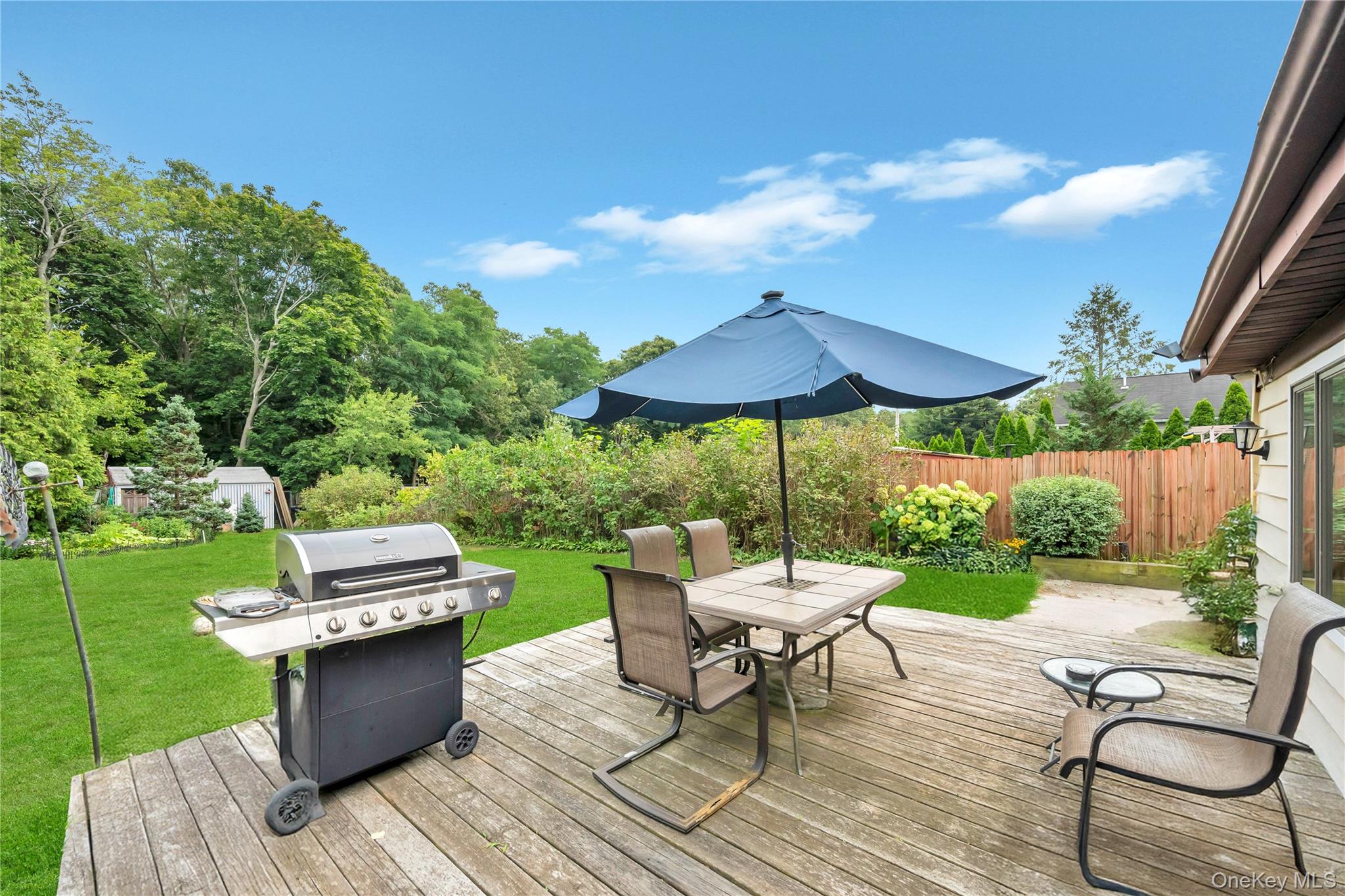 #8 photo, 1044 Woodcrest Avenue, Riverhead , NY 11901