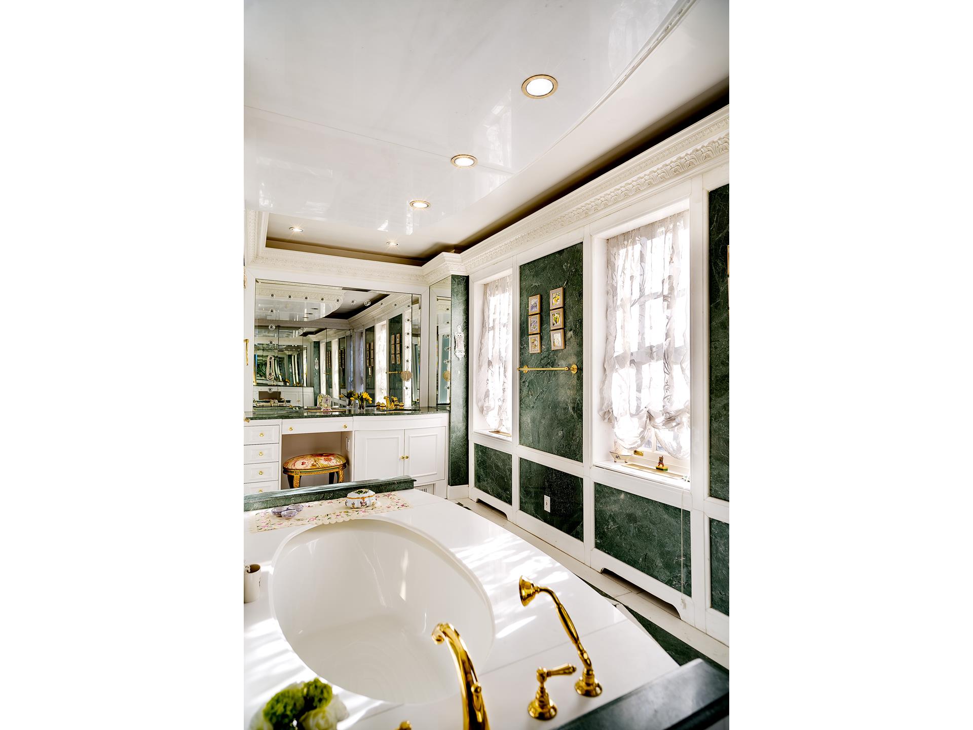 #8 photo, New York City, マンハッタン Lenox Hill , NY 10021