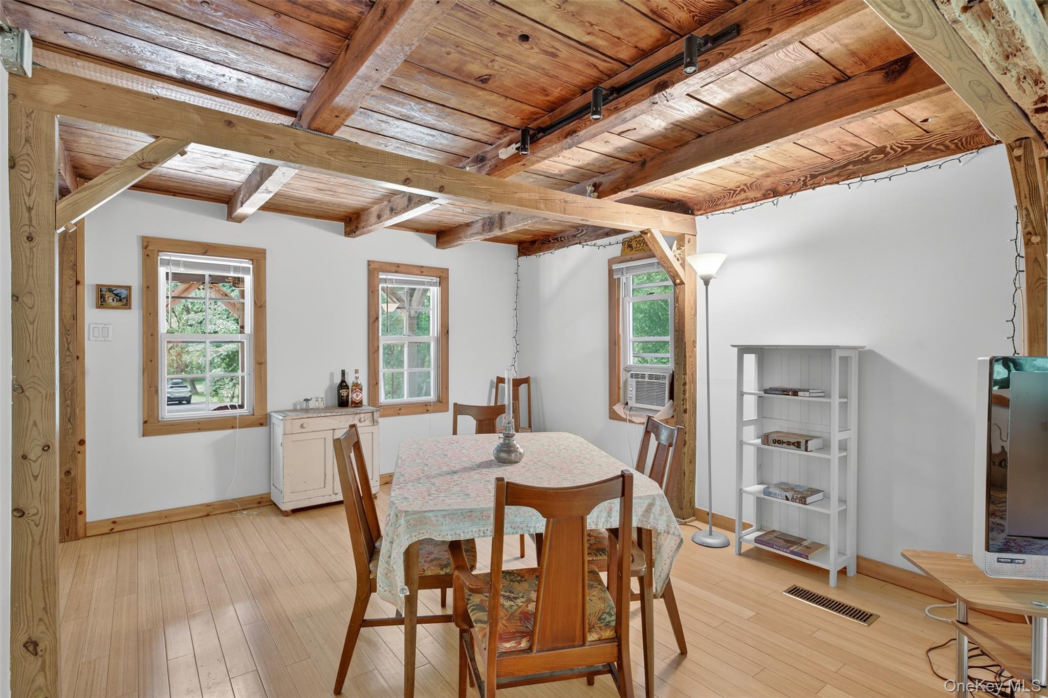 #10 photo, 96 Old Post N Road, Red Hook , NY 12571