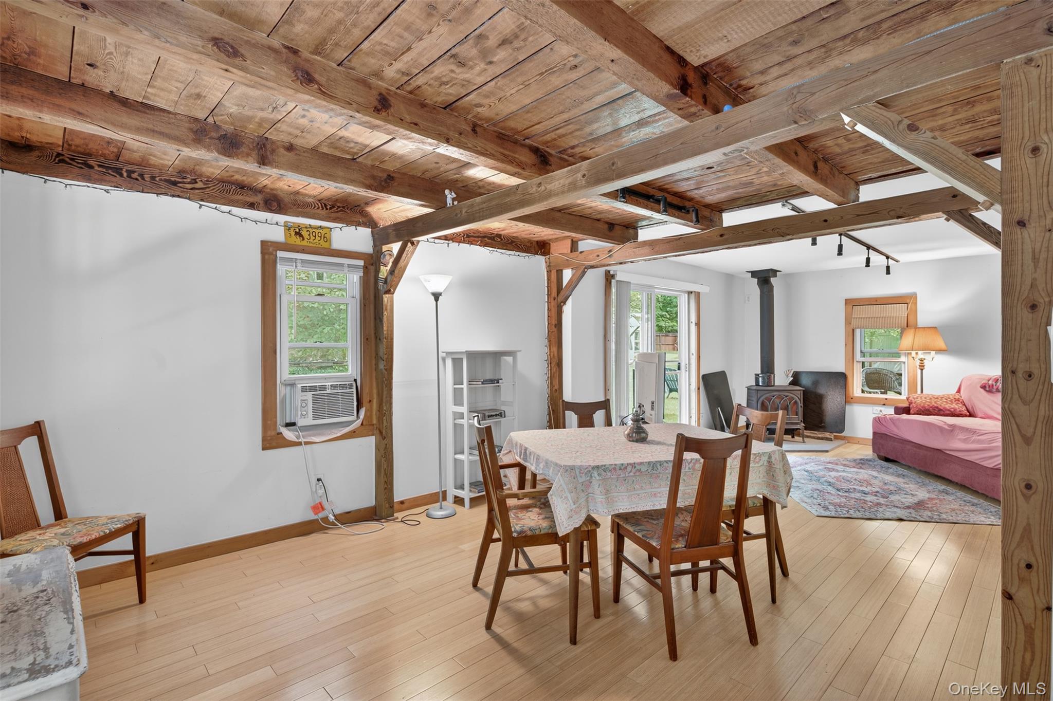 #6 photo, 96 Old Post N Road, Red Hook , NY 12571