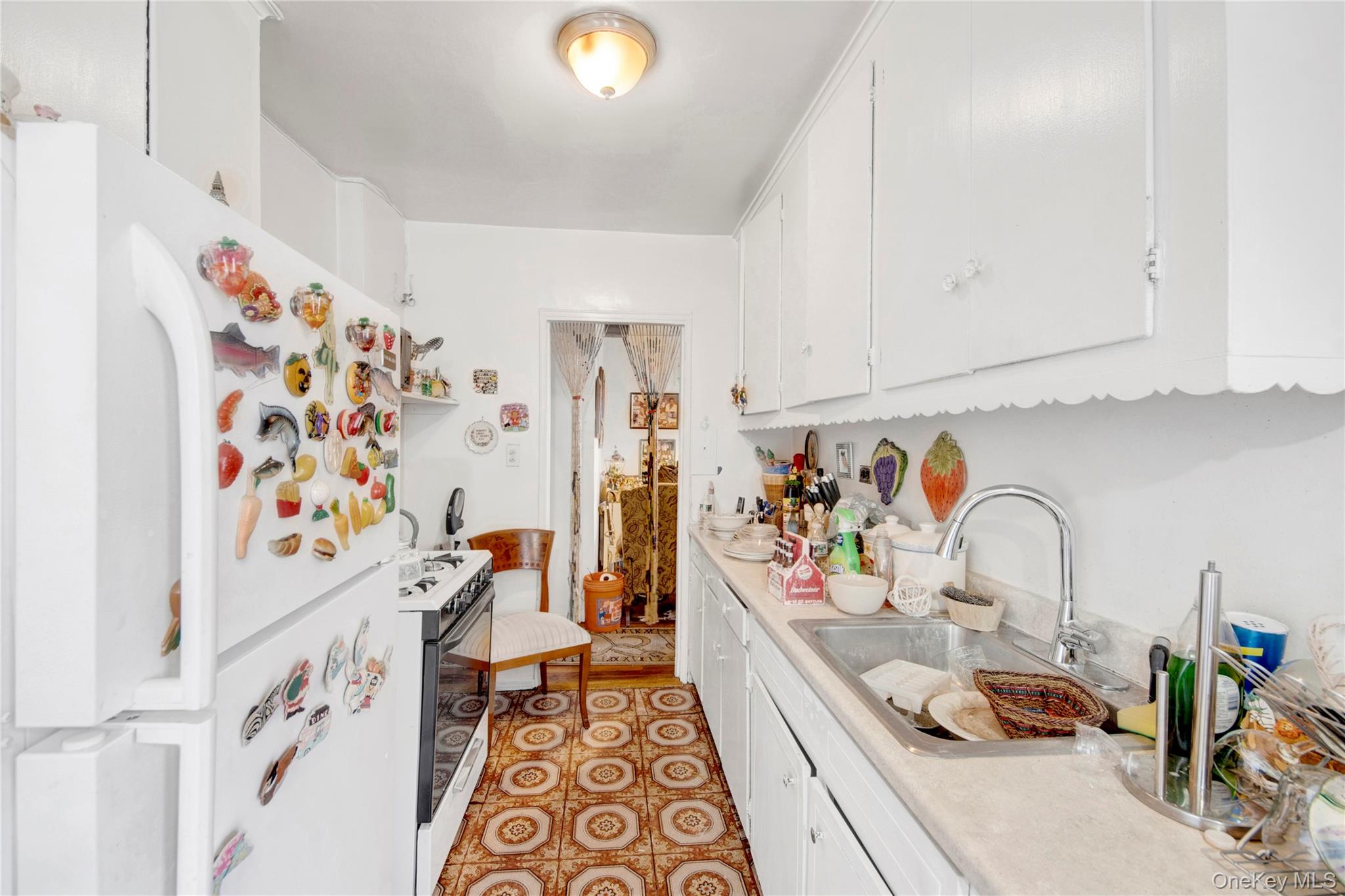 #7 photo, 740 E 232nd Street, Bronx , NY 10466