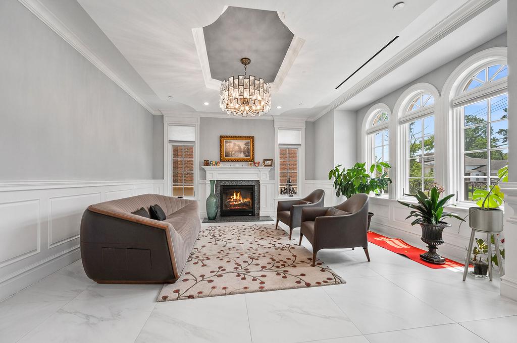 #12 photo, 264-11 60th Avenue, Little Neck , NY 11362