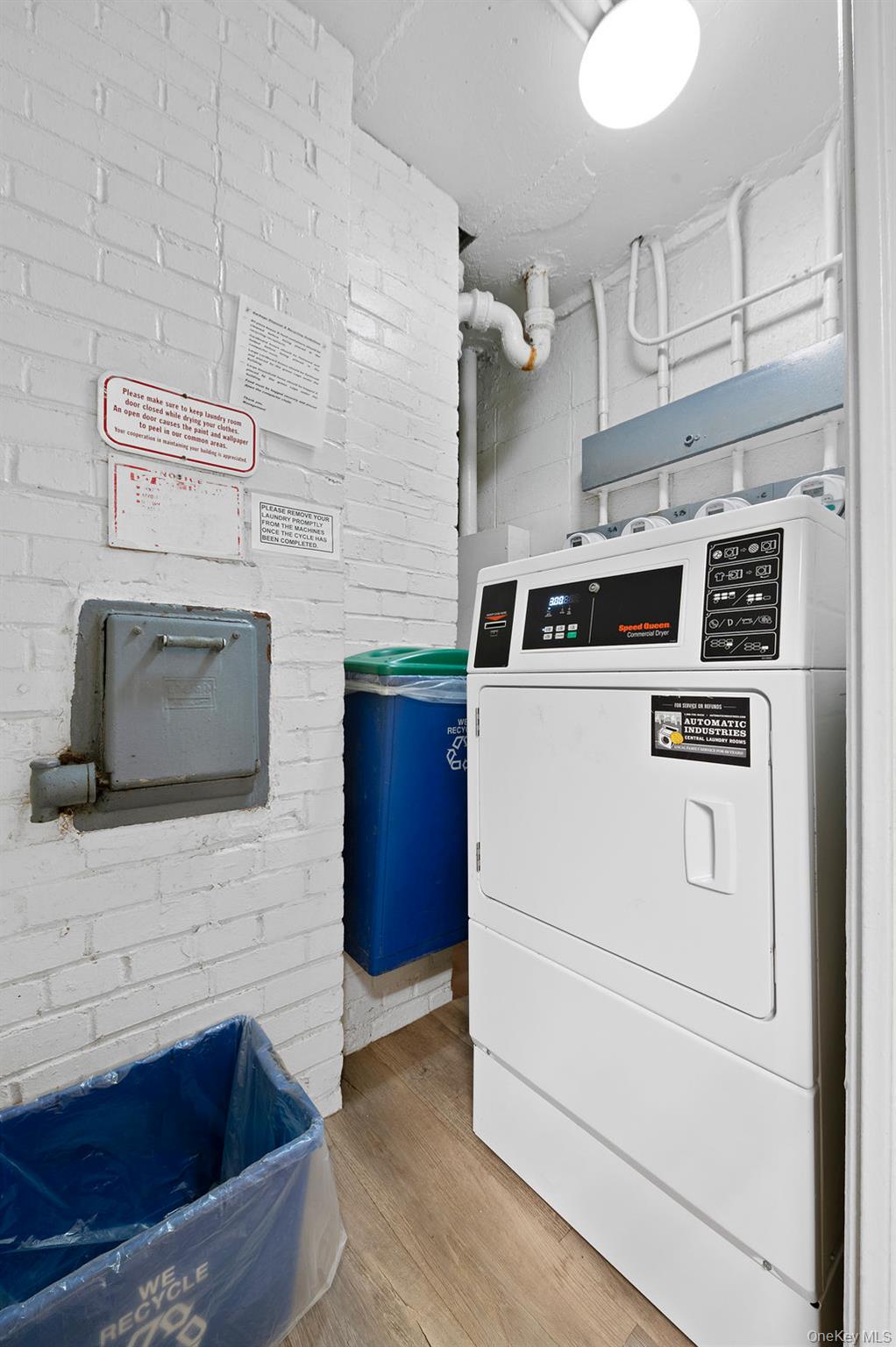 #11 photo, 162-40 9th Avenue, Beechhurst , NY 11357