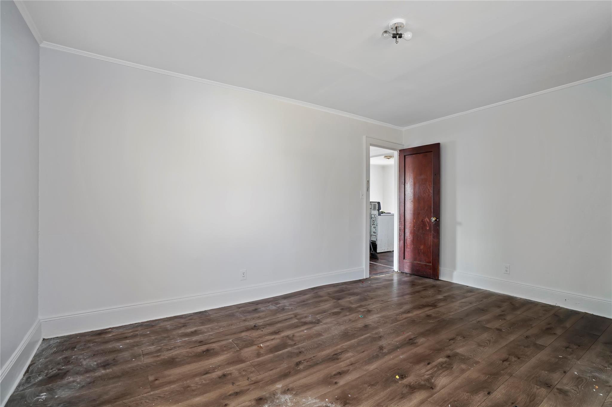 #10 photo, 451 Babylon Turnpike, ナッソー郡 Freeport , NY 11520