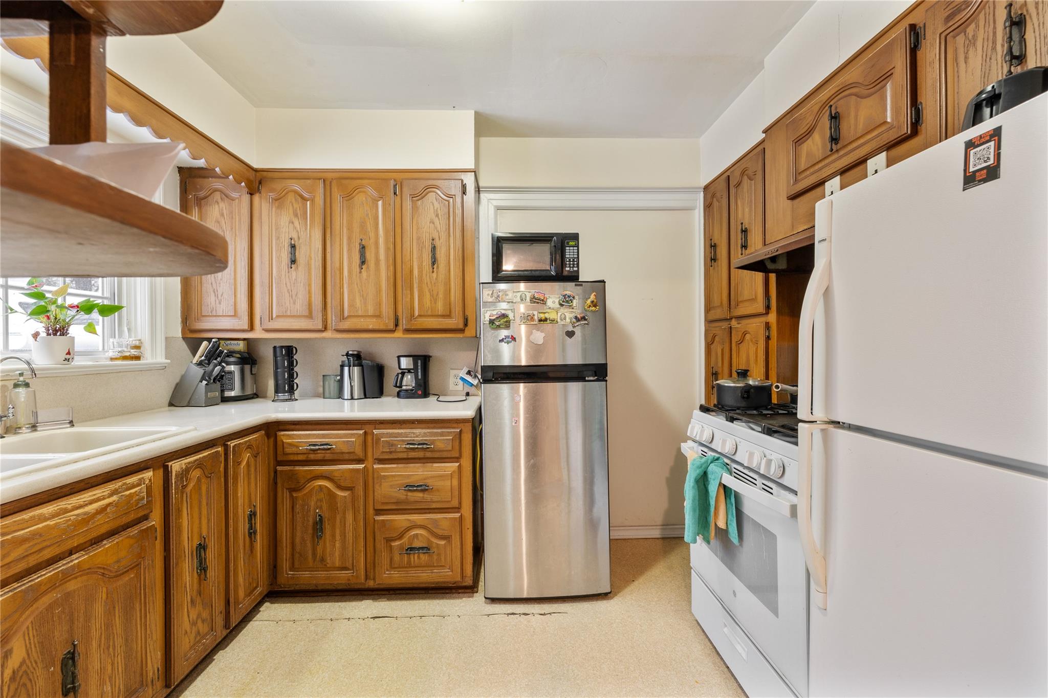 #14 photo, 228 Saddle River Road, Airmont , NY 10952