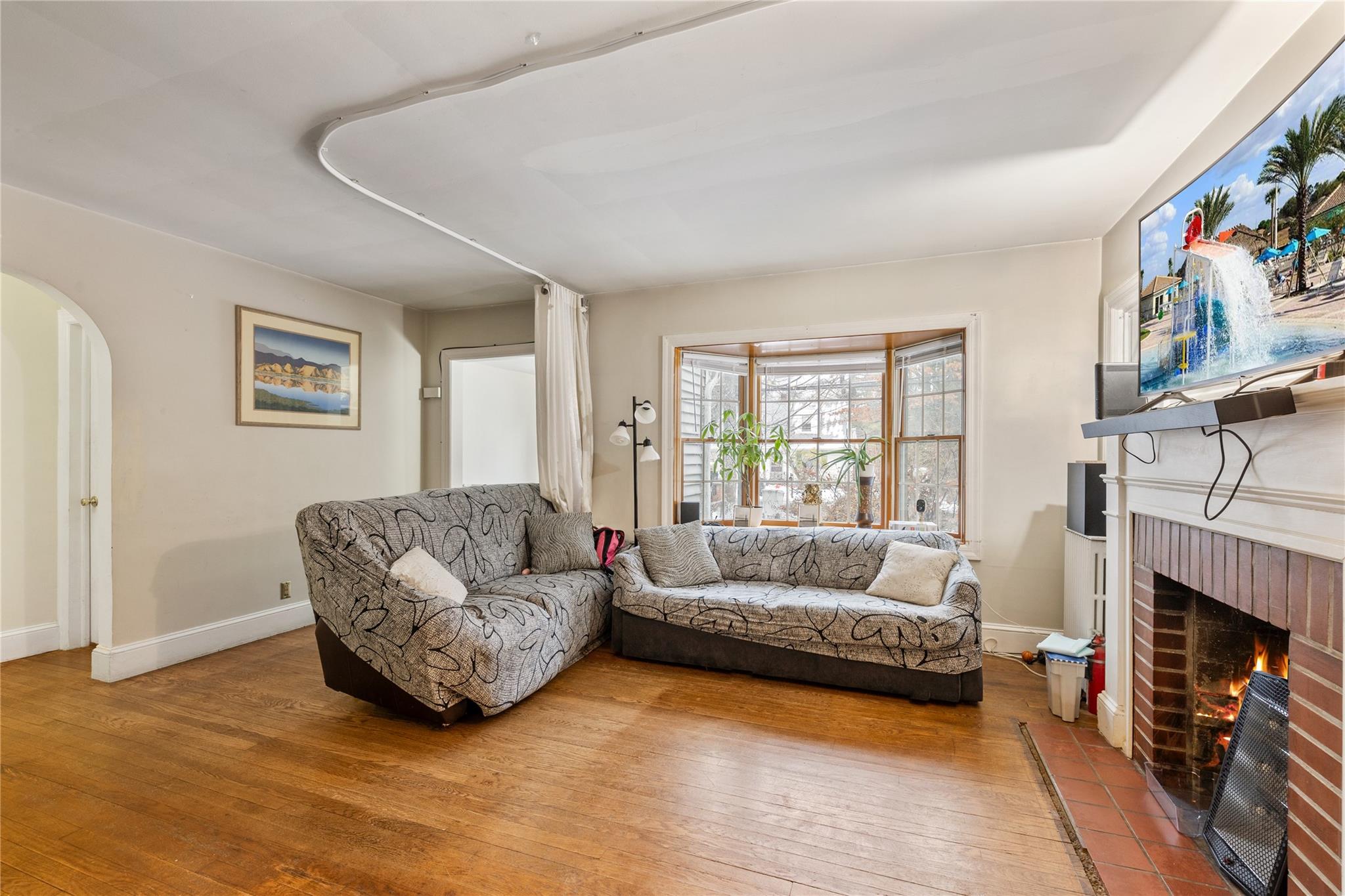 #8 photo, 228 Saddle River Road, Airmont , NY 10952