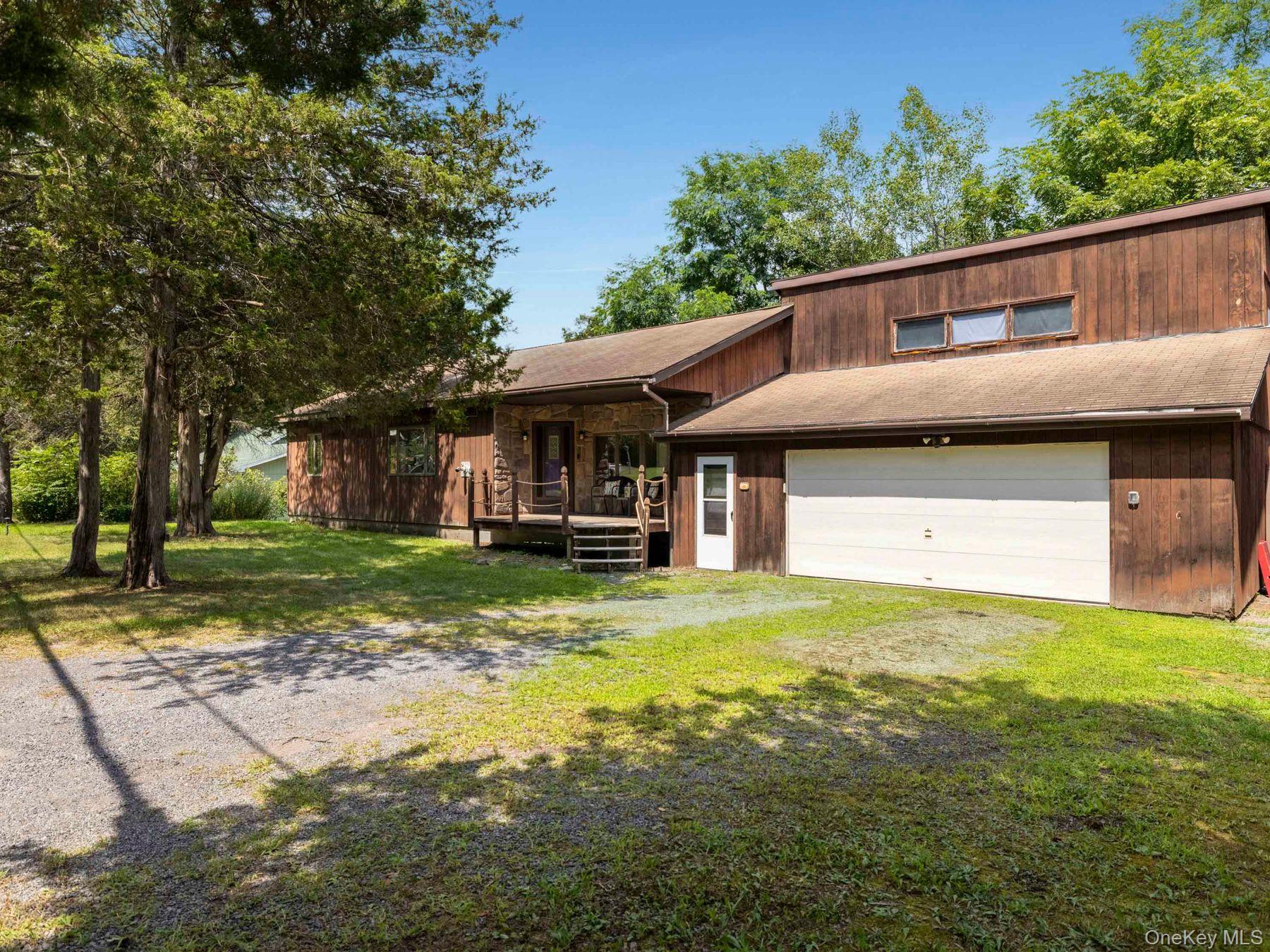 #1 photo, 98 S Lincoln Drive, Cairo , NY 12413