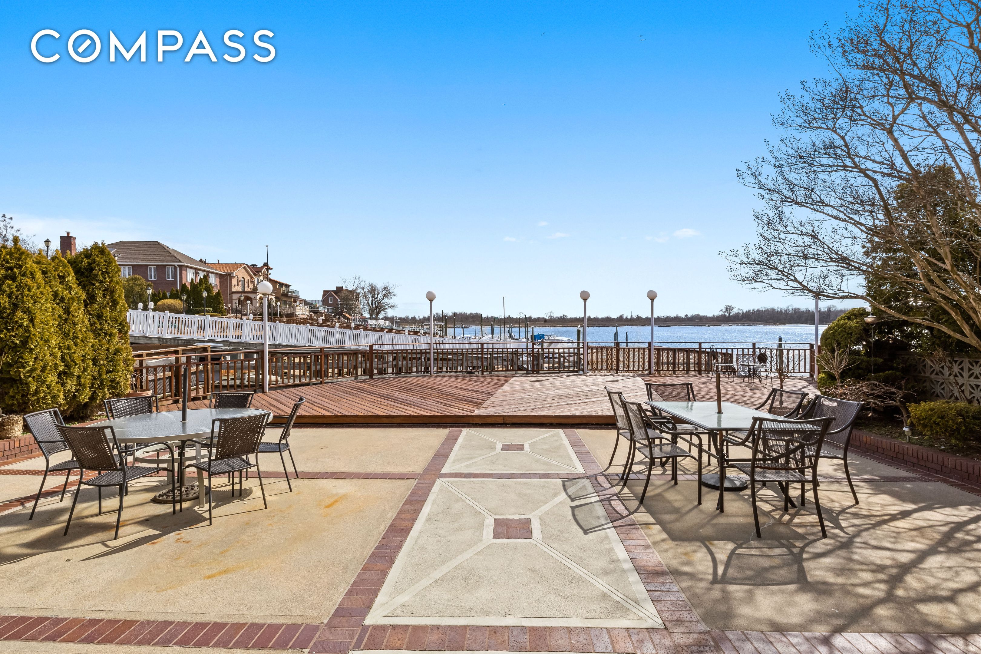 #9 photo, 303 Whitman Drive, ブルックリン区 Mill Basin , NY 11234