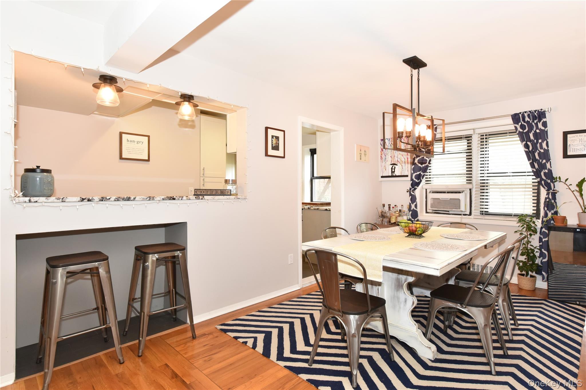 #5 photo, 83-83 118th Street, クイーンズ区 Kew Gardens , NY 11415