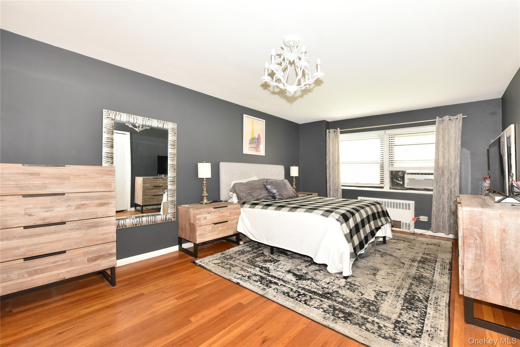 #8 photo, 83-83 118th Street, クイーンズ区 Kew Gardens , NY 11415