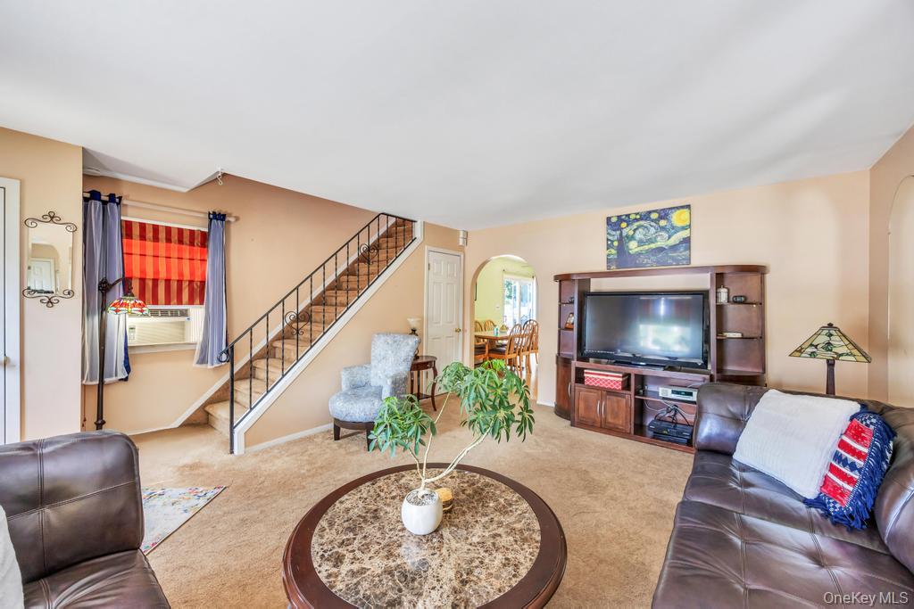 #11 photo, 265 Starke Avenue, ナッソー郡 East Meadow , NY 11554