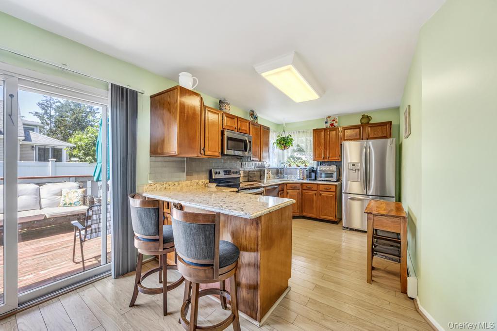 #3 photo, 265 Starke Avenue, ナッソー郡 East Meadow , NY 11554