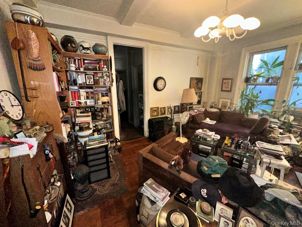 #11 photo, 203 W 81st Street, New York (Manhattan) , NY 10024