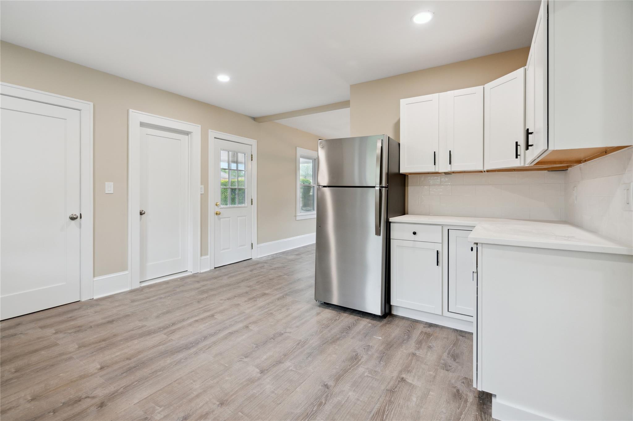 #12 photo, 1030 Glen Cove Avenue, Glen Head , NY 11545