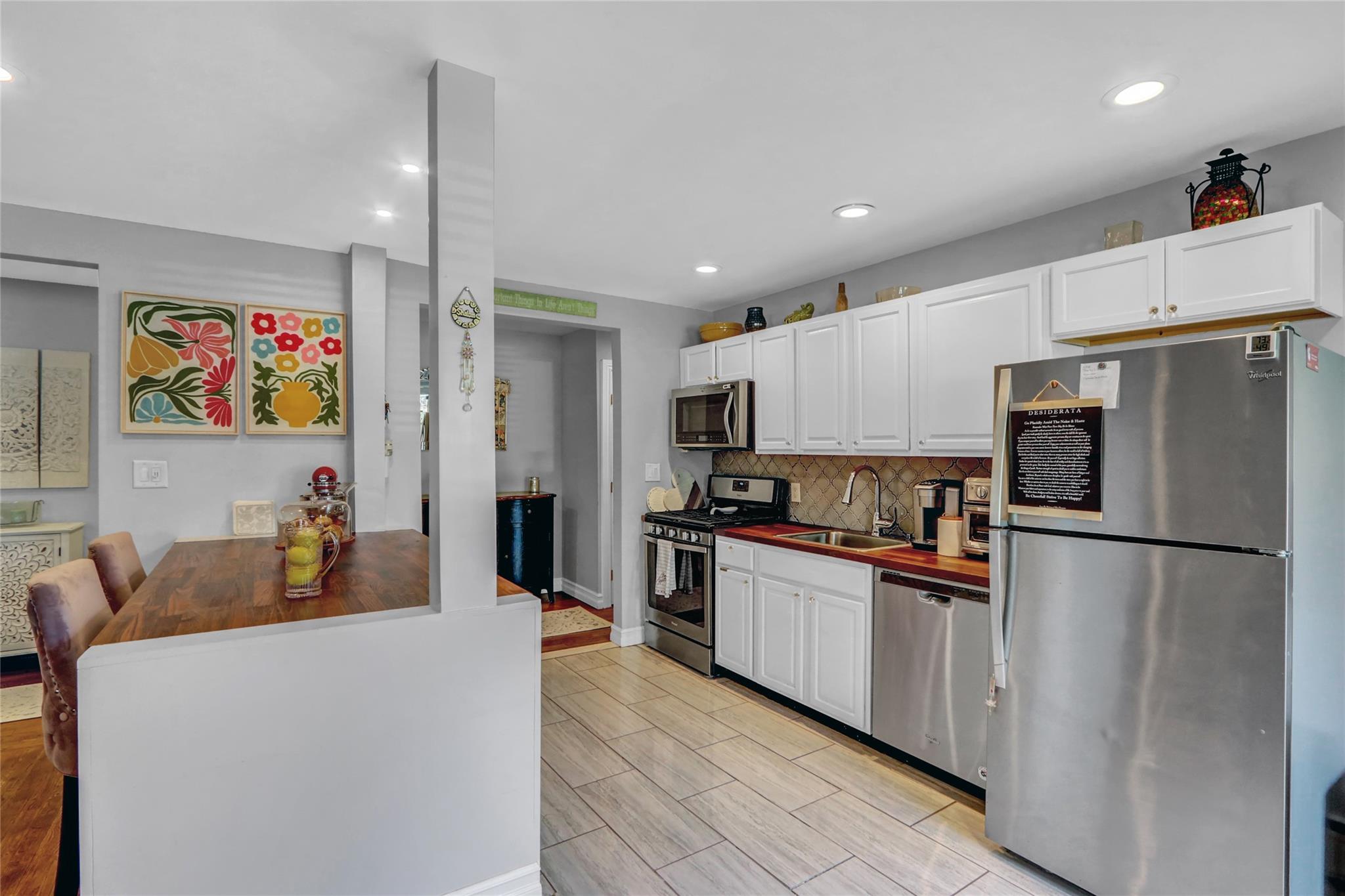 #13 photo, 365 Route 111, Smithtown , NY 11787