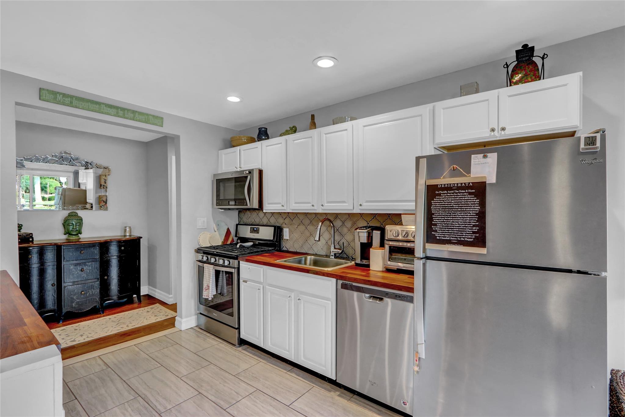 #14 photo, 365 Route 111, Smithtown , NY 11787